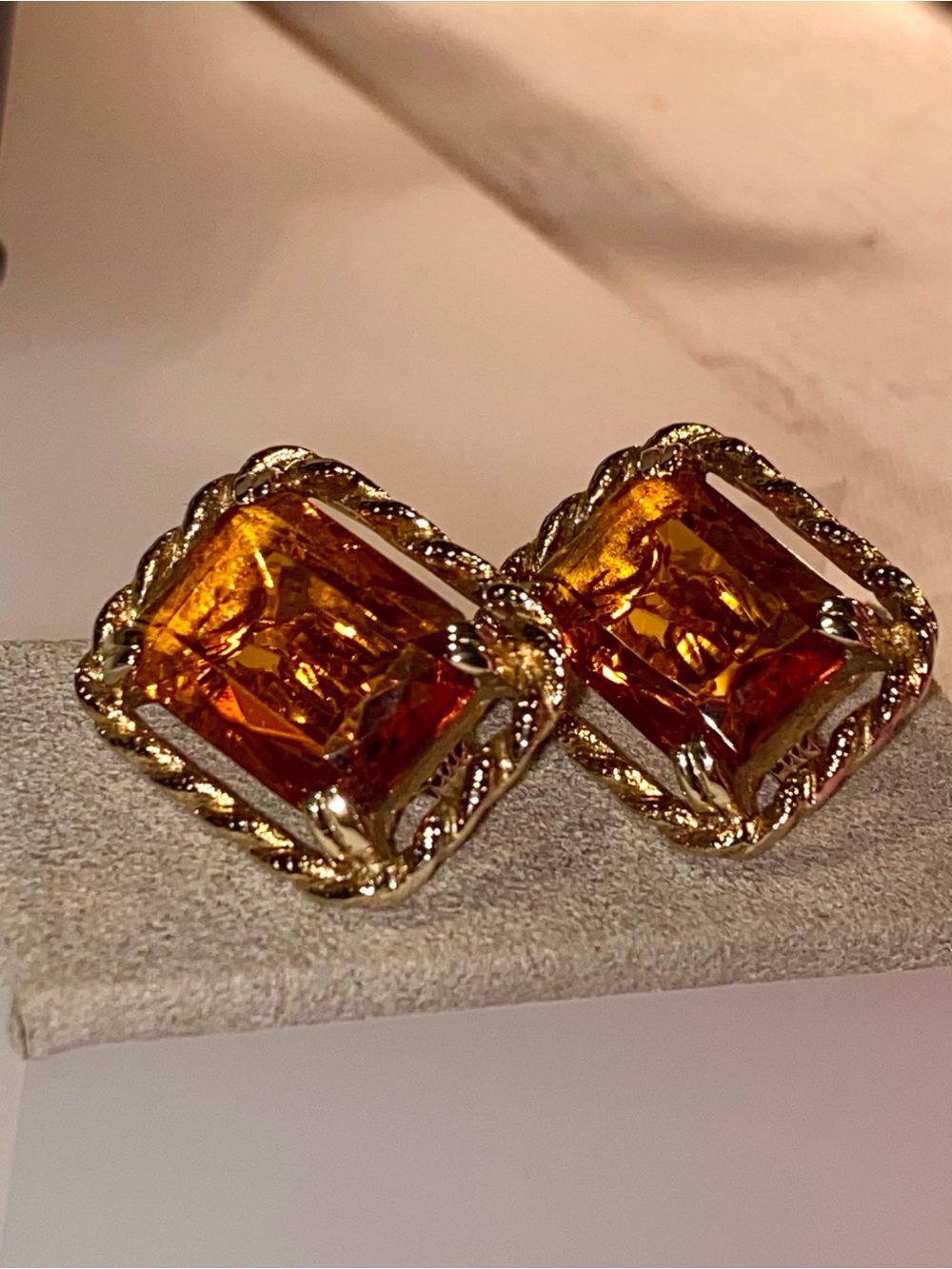 Sarah Coventry “Wild Honey” Gold-Plated Amber Crystal Clip On Earrings